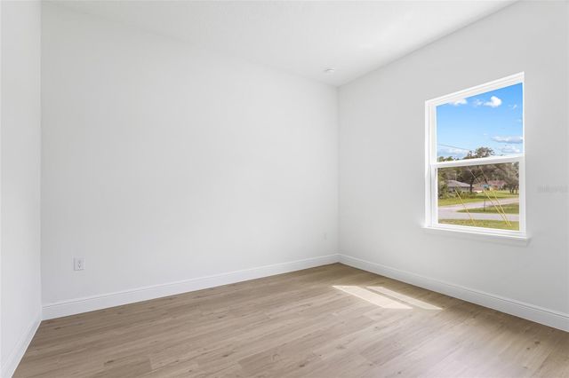 1071 W HAMPSHIRE BOULEVARD, Dunnellon, FL 34434