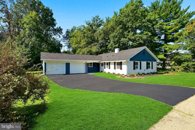 49 BONNIE LN, Willingboro, NJ 08046