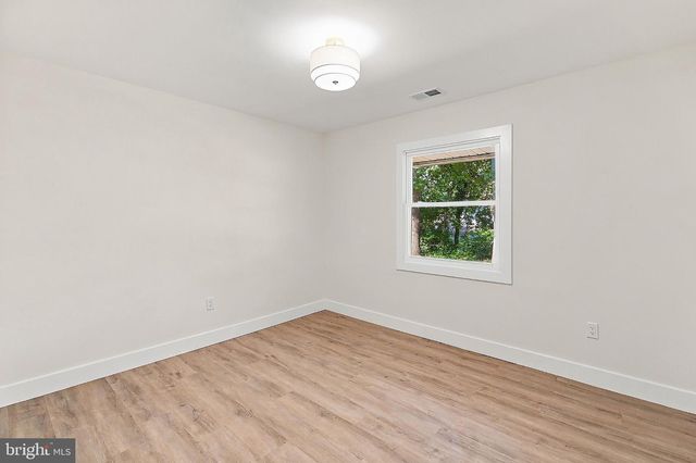 49 BONNIE LN, Willingboro, NJ 08046