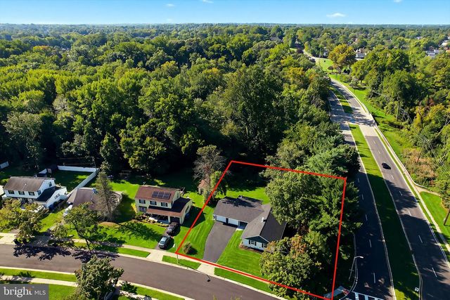 49 BONNIE LN, Willingboro, NJ 08046