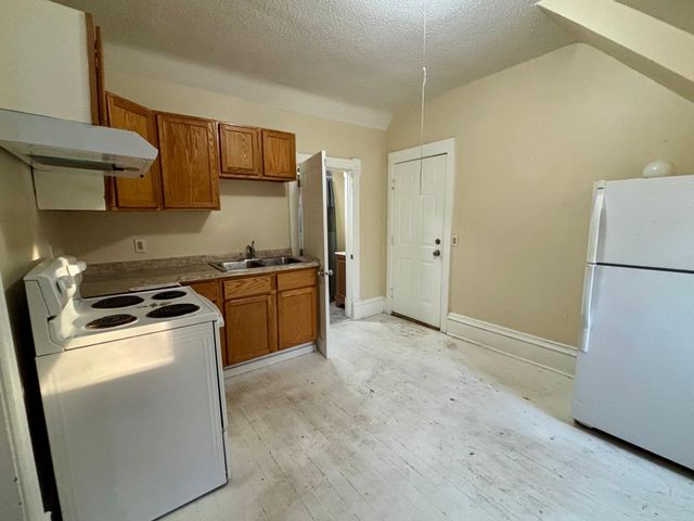 320 Augusta Avenue, Willmar, MN 56201