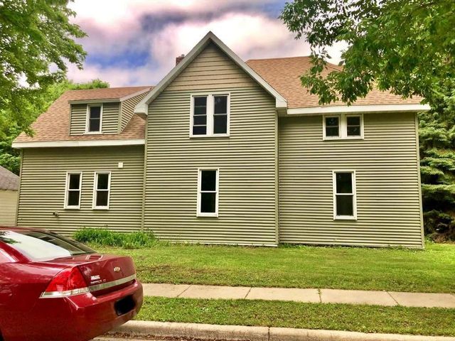 320 Augusta Avenue, Willmar, MN 56201