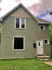 320 Augusta Avenue, Willmar, MN 56201