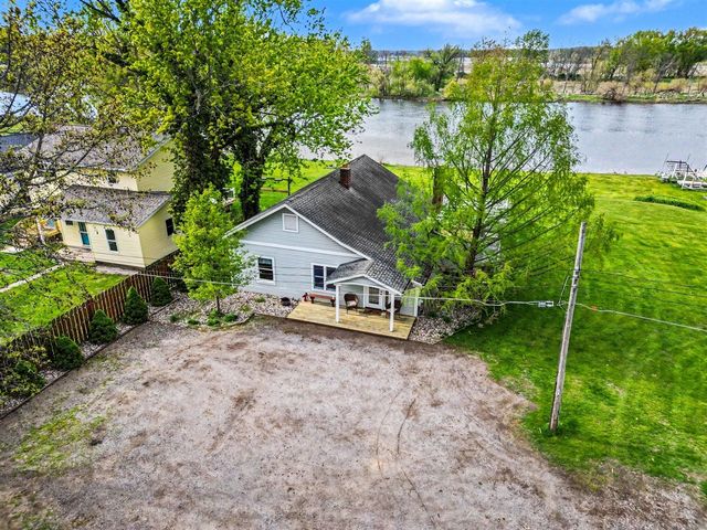14651 Mercury Drive, Grand Haven, MI 49417