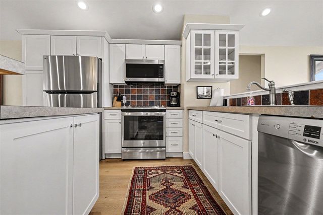 14651 Mercury Drive, Grand Haven, MI 49417