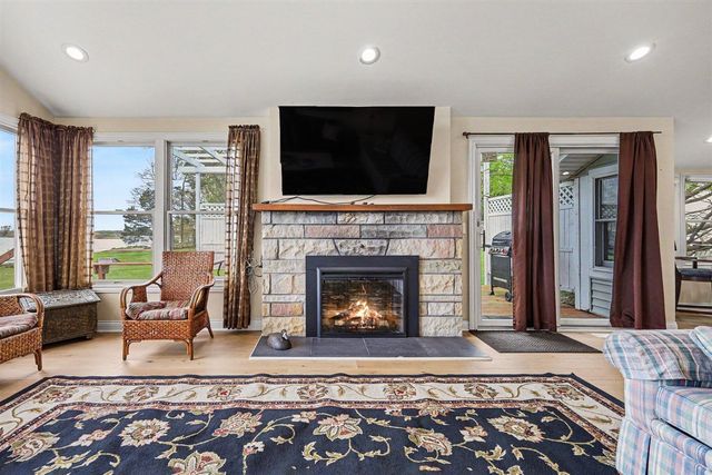 14651 Mercury Drive, Grand Haven, MI 49417