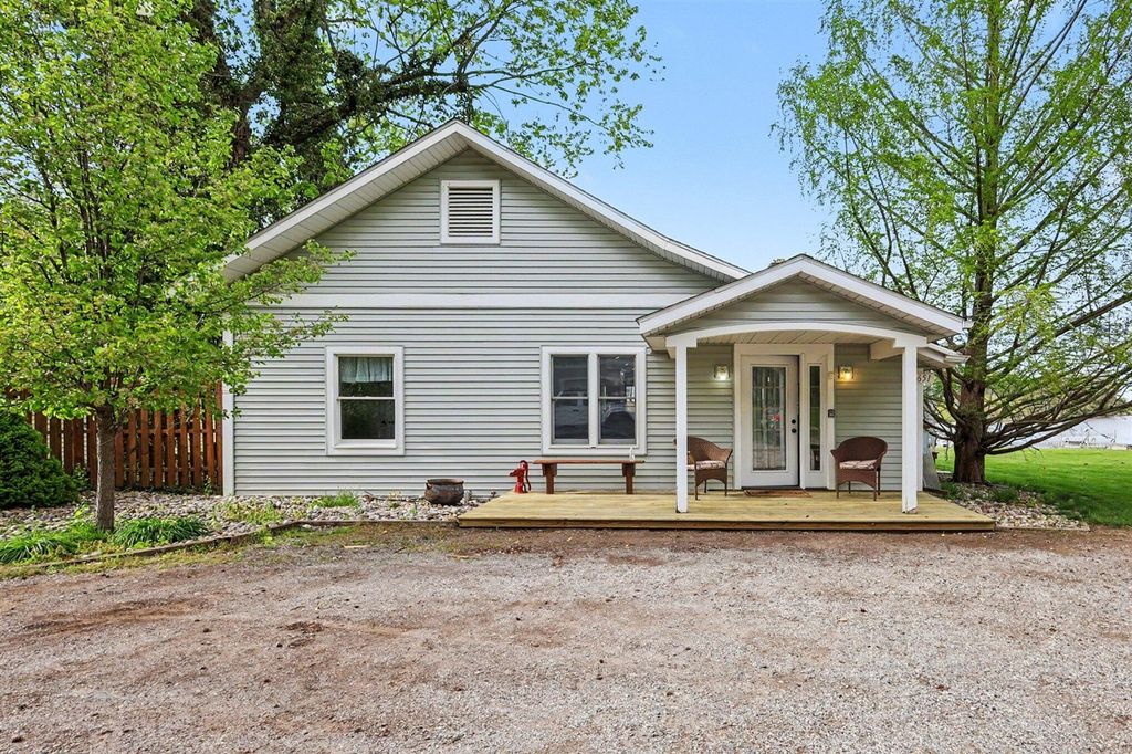 14651 Mercury Drive, Grand Haven, MI 49417