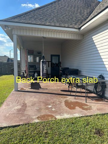 313 Pond Dr, Thibodaux, LA 70301