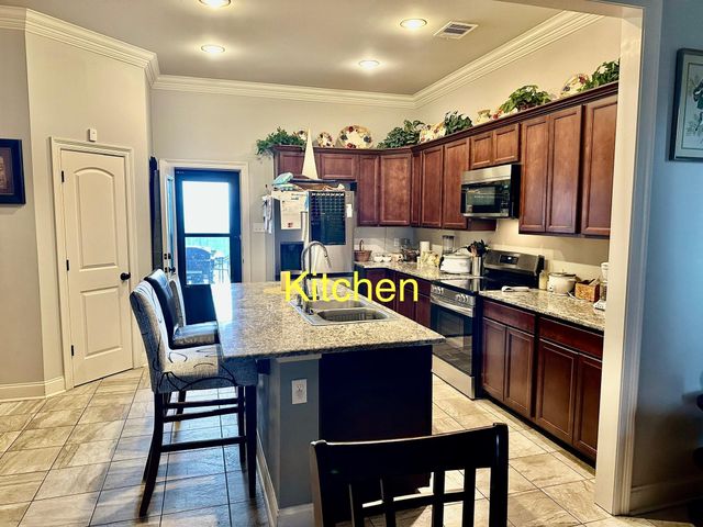 313 Pond Dr, Thibodaux, LA 70301