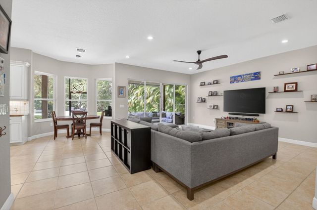 9520 Barletta Winds Point, Delray Beach, FL 33446