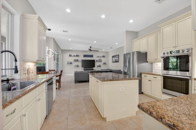 9520 Barletta Winds Point, Delray Beach, FL 33446