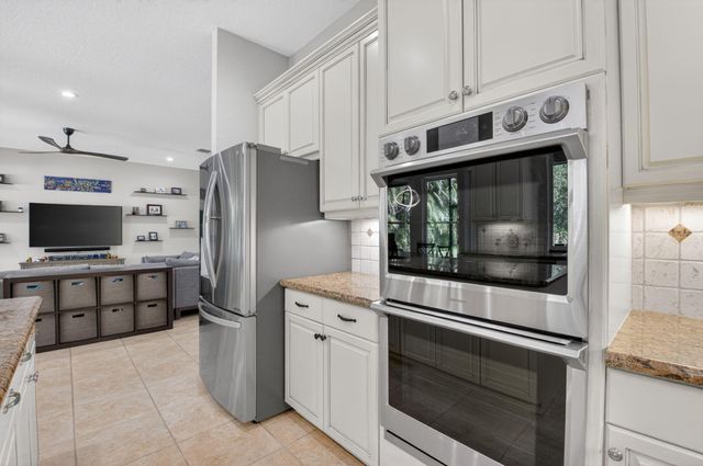 9520 Barletta Winds Point, Delray Beach, FL 33446