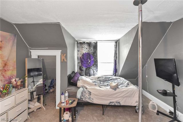 3812 Mapledale Avenue, Cleveland, OH 44109