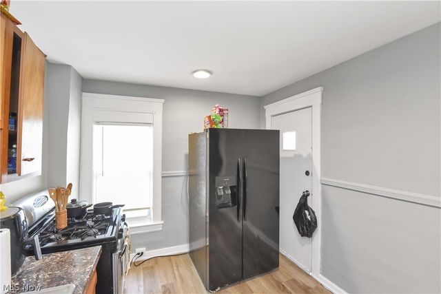 3812 Mapledale Avenue, Cleveland, OH 44109