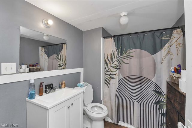 3812 Mapledale Avenue, Cleveland, OH 44109