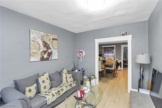 3812 Mapledale Avenue, Cleveland, OH 44109