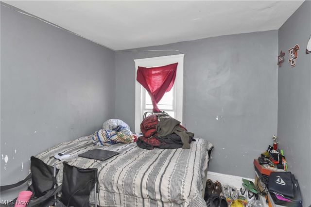 3812 Mapledale Avenue, Cleveland, OH 44109