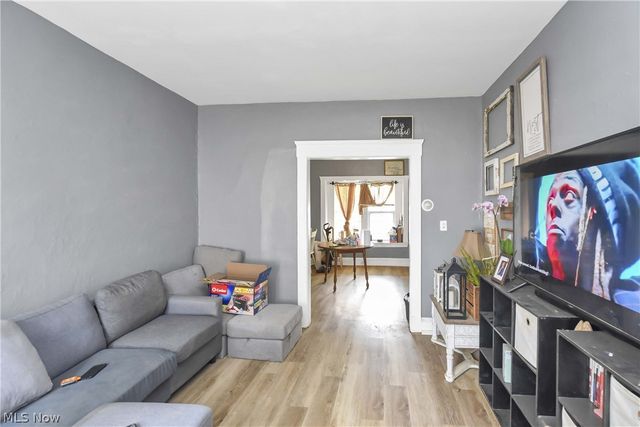 3812 Mapledale Avenue, Cleveland, OH 44109