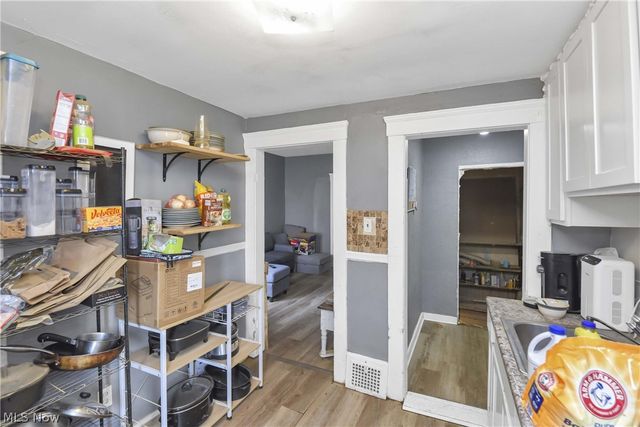 3812 Mapledale Avenue, Cleveland, OH 44109