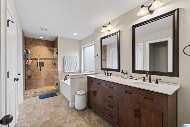 18 COUNTY ROAD 1072, Thorsby, AL 35171