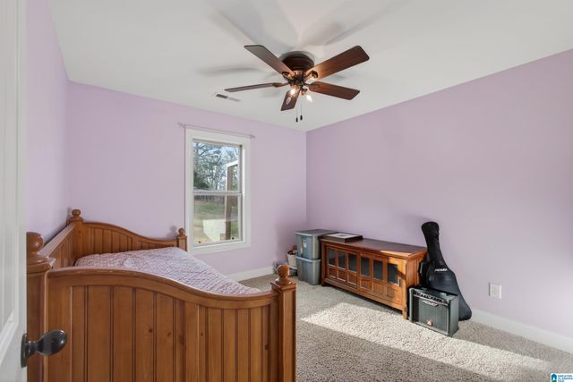 18 COUNTY ROAD 1072, Thorsby, AL 35171