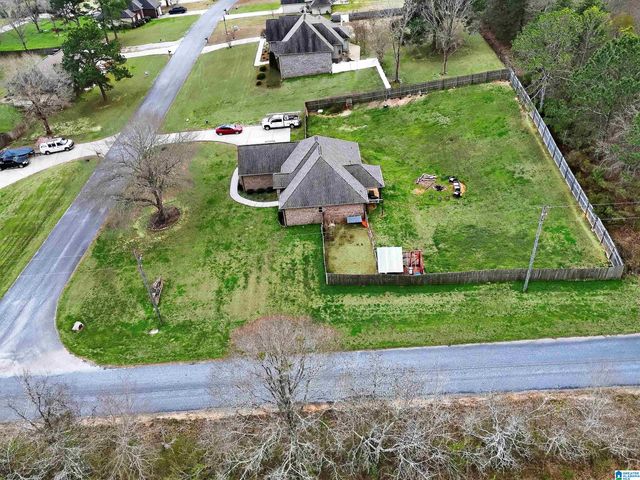 18 COUNTY ROAD 1072, Thorsby, AL 35171