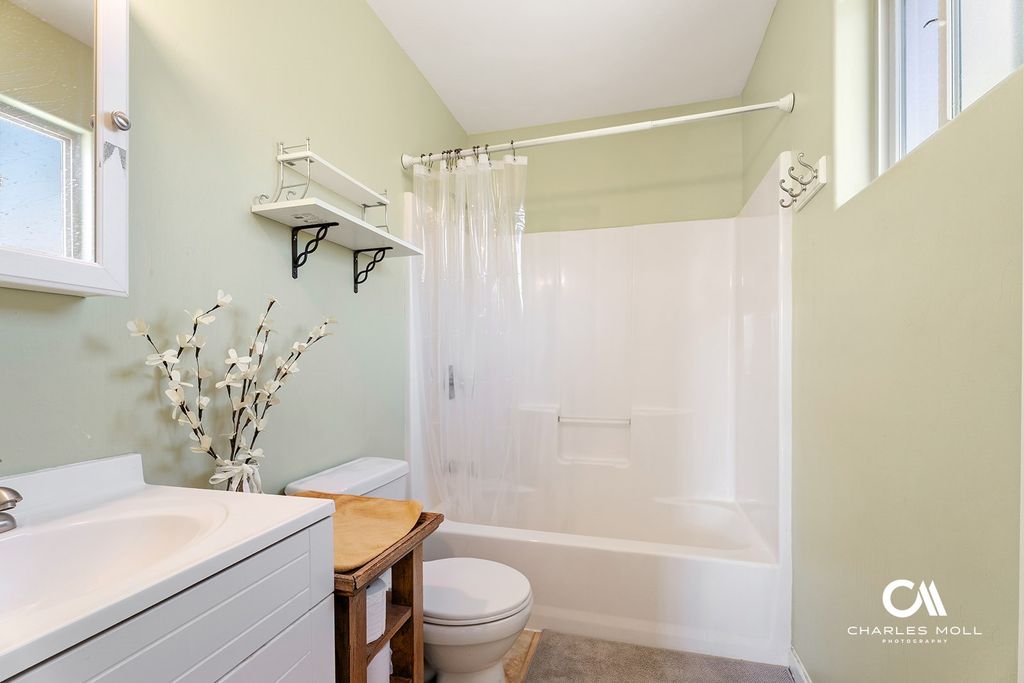 Image 27 of property listing at 456 Boulder Frontage Road, Boulder, MT 59632