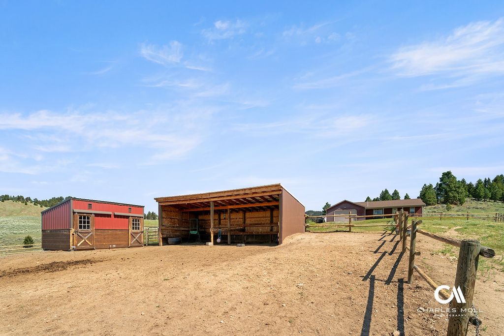 Image 40 of property listing at 456 Boulder Frontage Road, Boulder, MT 59632
