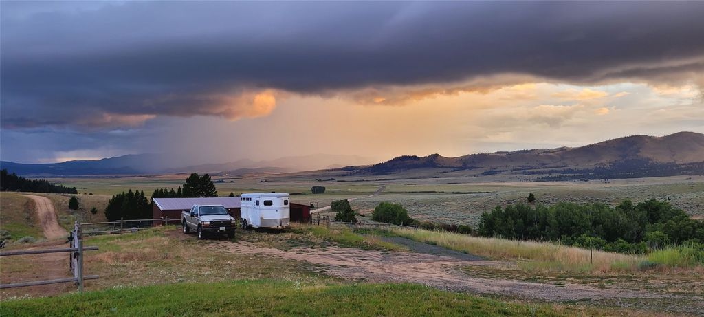 Image 7 of property listing at 456 Boulder Frontage Road, Boulder, MT 59632