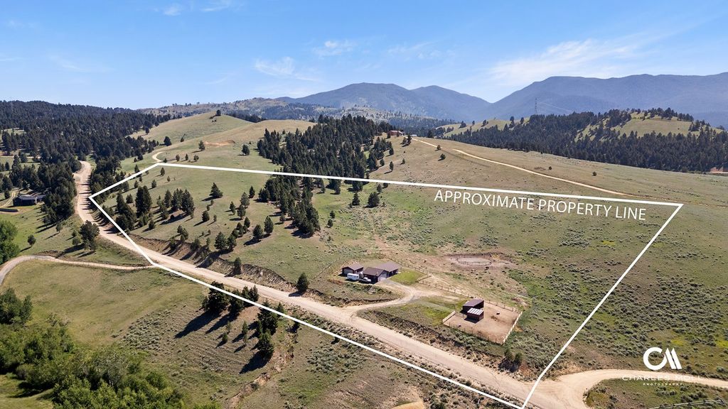 Image 8 of property listing at 456 Boulder Frontage Road, Boulder, MT 59632