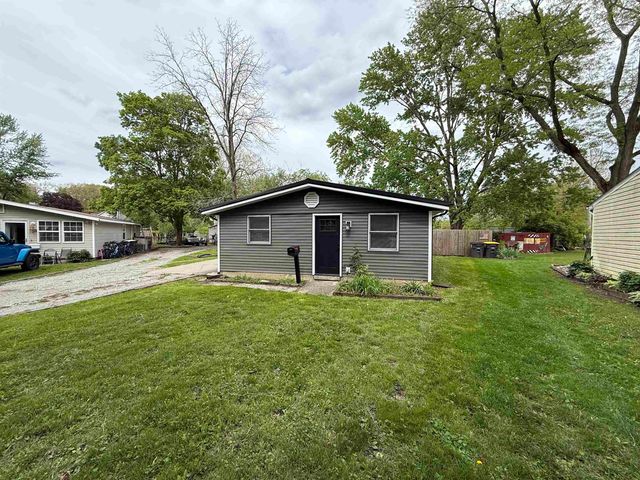 5709 Remington Drive, Fort Wayne, IN 46809