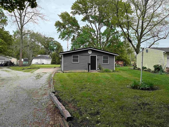 5709 Remington Drive, Fort Wayne, IN 46809