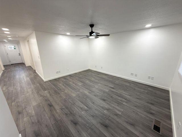 5709 Remington Drive, Fort Wayne, IN 46809