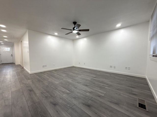 5709 Remington Drive, Fort Wayne, IN 46809