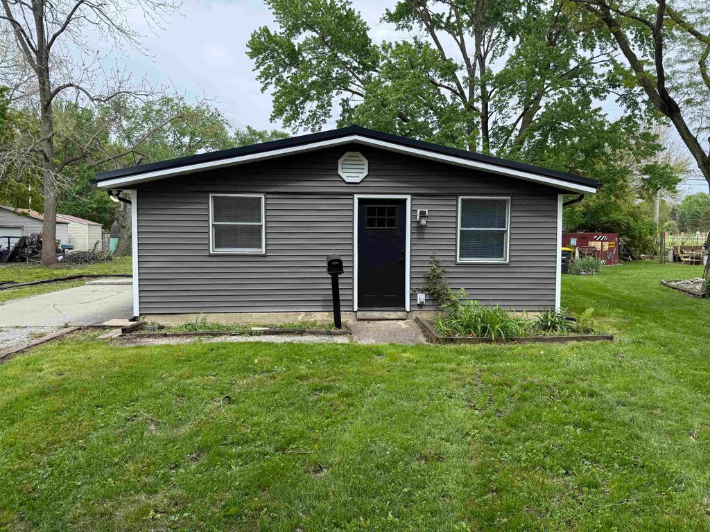 5709 Remington Drive, Fort Wayne, IN 46809