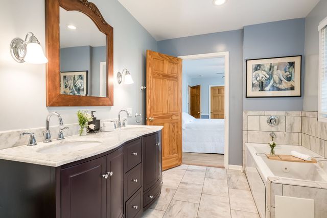 245 Elgin Avenue, Forest Park, IL 60130