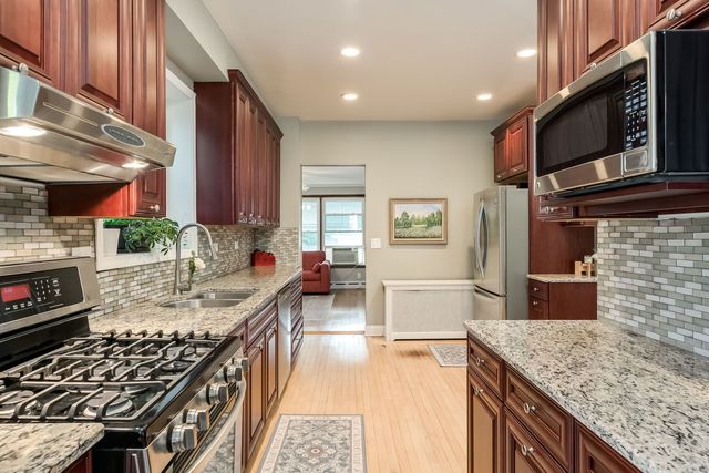 245 Elgin Avenue, Forest Park, IL 60130