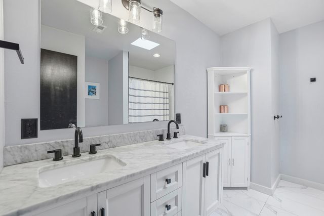 609 NE Powell Drive, Fort Walton Beach, FL 32547