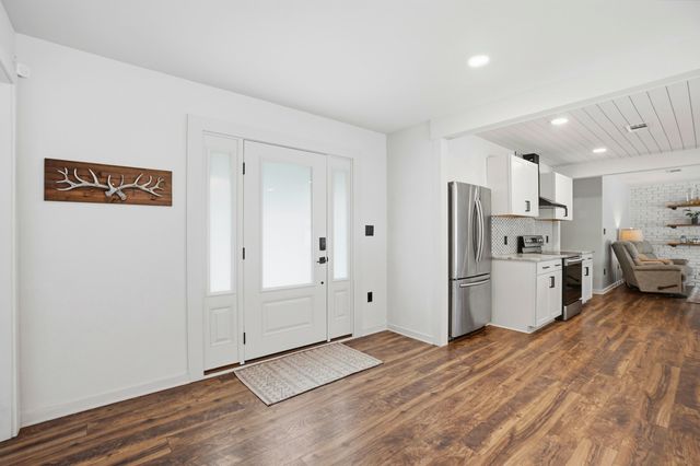 609 NE Powell Drive, Fort Walton Beach, FL 32547