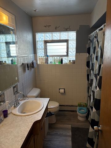 15020 Woodlawn Avenue, Dolton, IL 60419