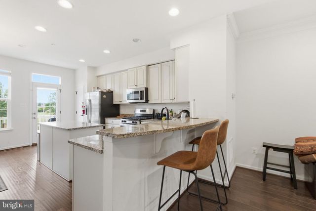 3431 10TH PL SE, Washington, DC 20032