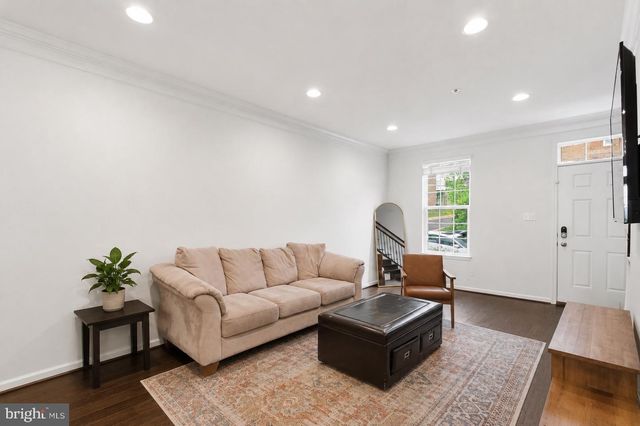 3431 10TH PL SE, Washington, DC 20032
