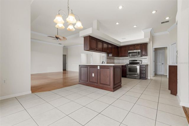 7154 MELOGOLD CIRCLE, Land O Lakes, FL 34637