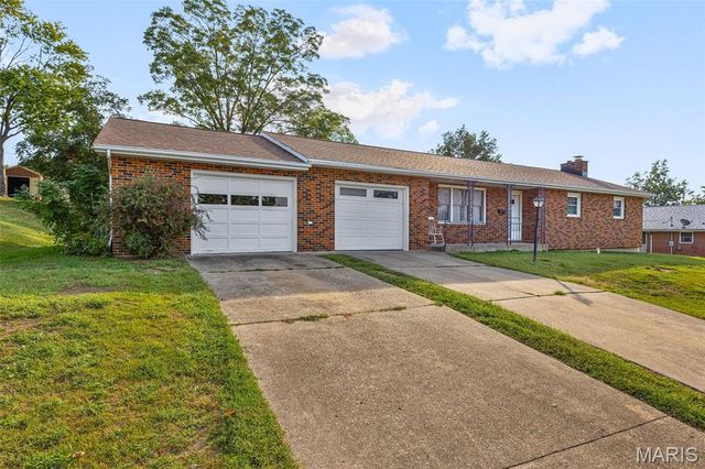 458 Cherry Drive, Ste Genevieve, MO 63670