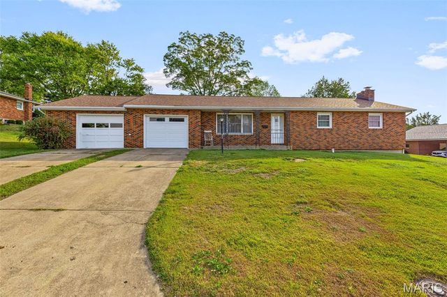 458 Cherry Drive, Ste Genevieve, MO 63670