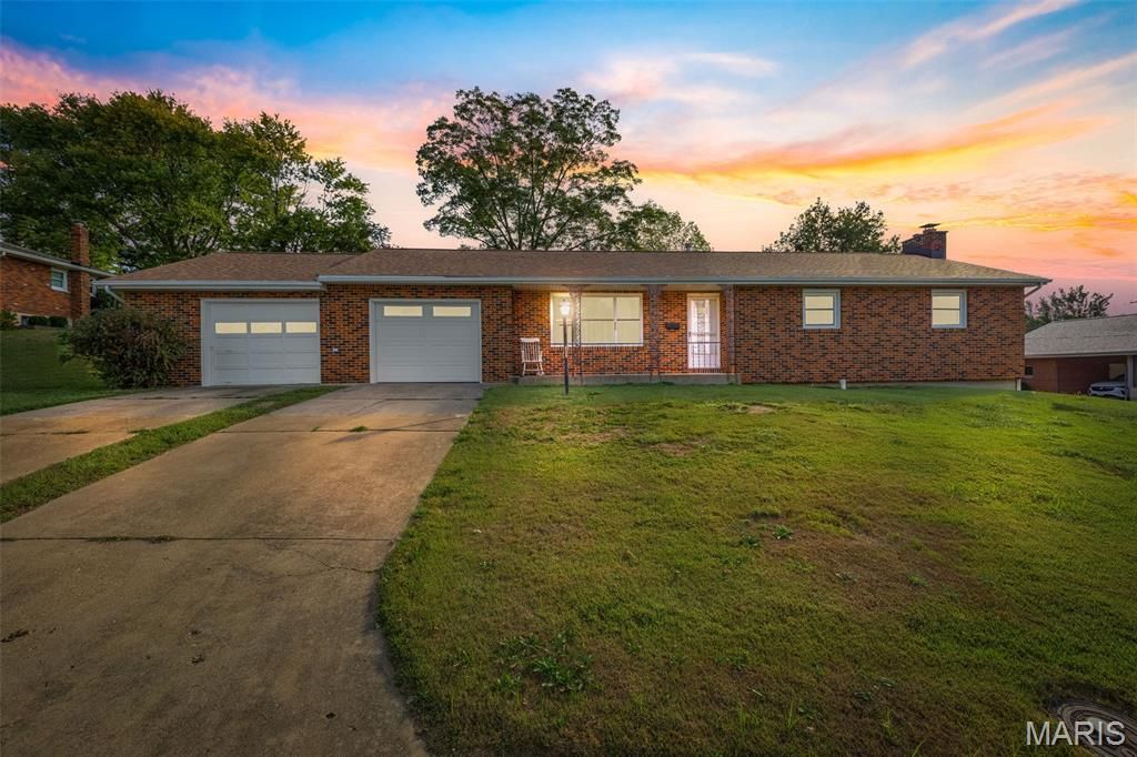 458 Cherry Drive, Ste Genevieve, MO 63670