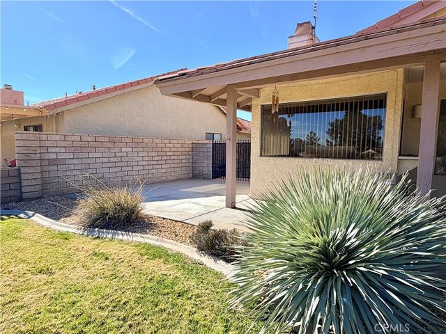 27865 Fairacres Lane, Helendale, CA 92342