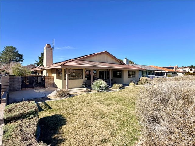 27865 Fairacres Lane, Helendale, CA 92342