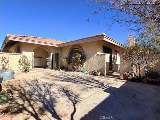 27865 Fairacres Lane, Helendale, CA 92342