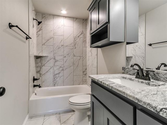 12200 Rockbed Drive, Yukon, OK 73099